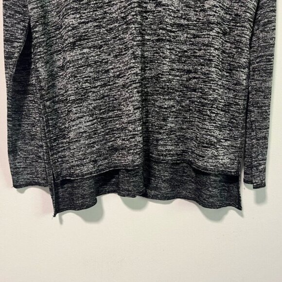 Wilfred Free Heathered Black Long Sleeve V-Neck Top - Size S - Picture 7 of 11